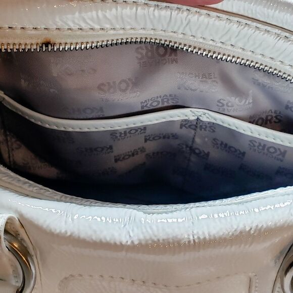 MK Puffer Handbag - Picture 8 of 10